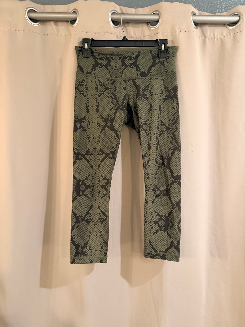 Lululemon Olive Green Snake-Print Capris